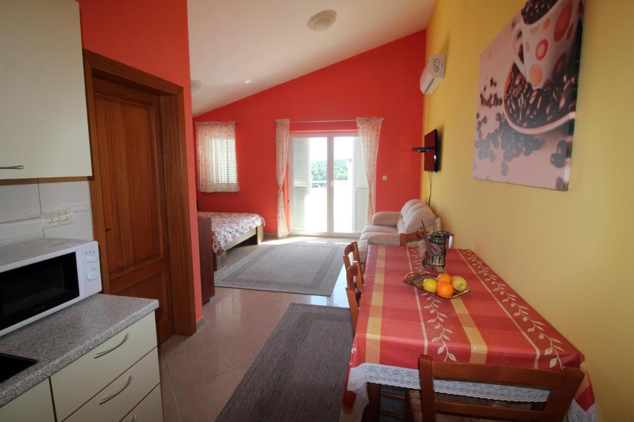 Studio Apartment Anniko Premantura Zewnętrze zdjęcie